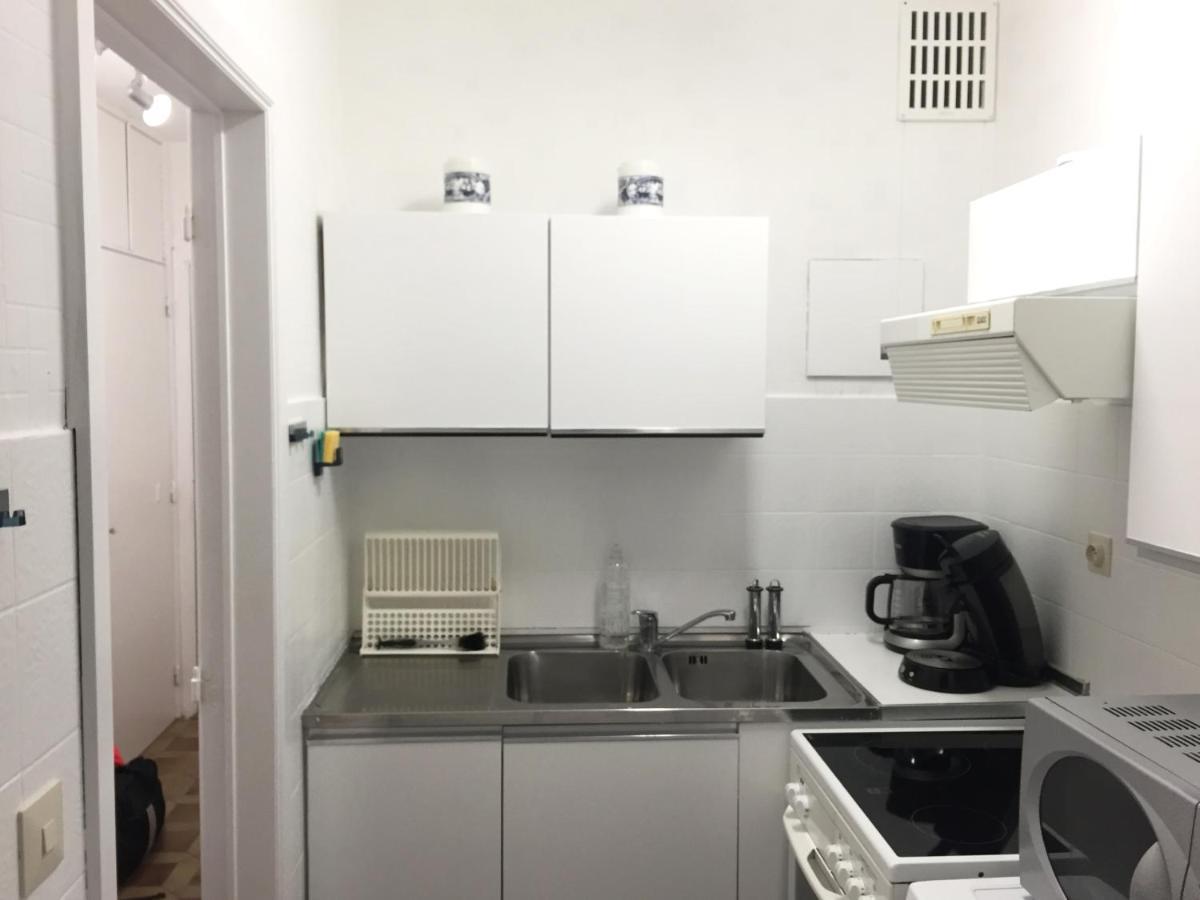 Wembley Apartment Миделкерке Екстериор снимка
