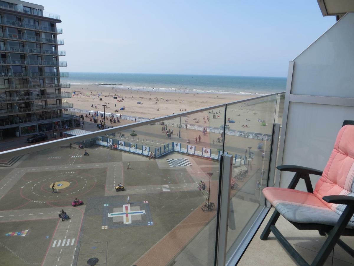 Wembley Apartment Миделкерке Екстериор снимка